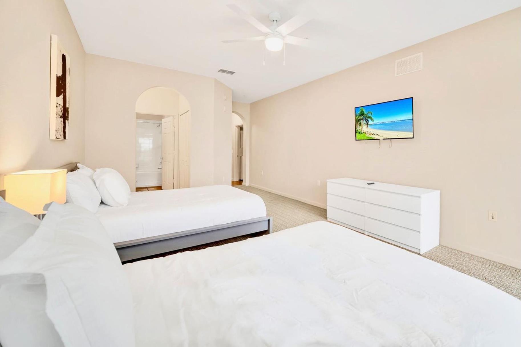 Luxury 2Br Condo - Pool & Hot Tub - Near Disney Orlando Eksteriør billede