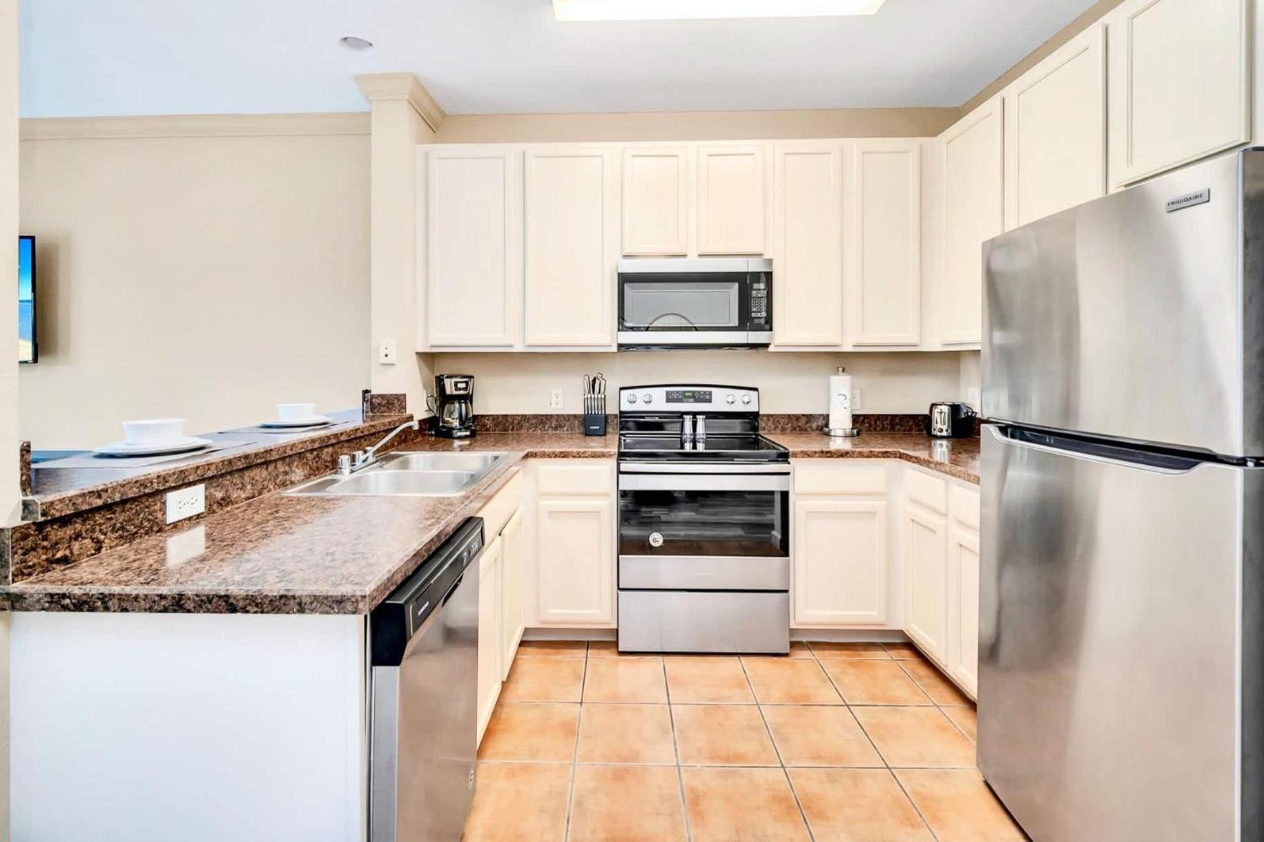 Luxury 2Br Condo - Pool & Hot Tub - Near Disney Orlando Eksteriør billede